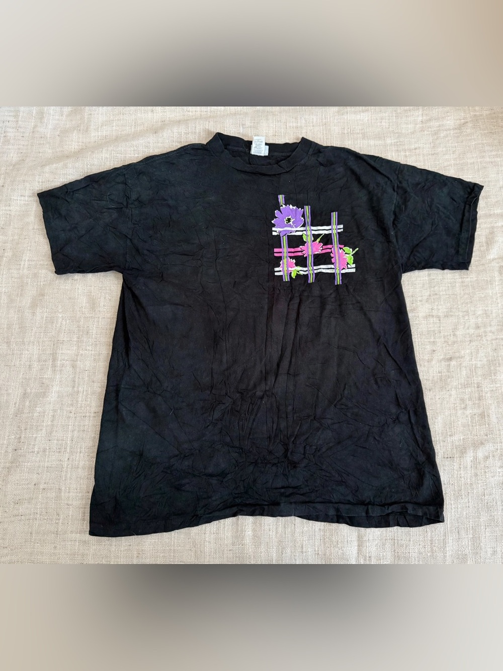 Vintage Danskin Floral Pocket T-Shirt XL Black 90s Graphic Tee